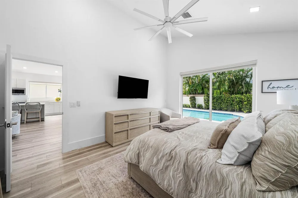 5455 NW 20th Avenue Boca Raton, FL 33496