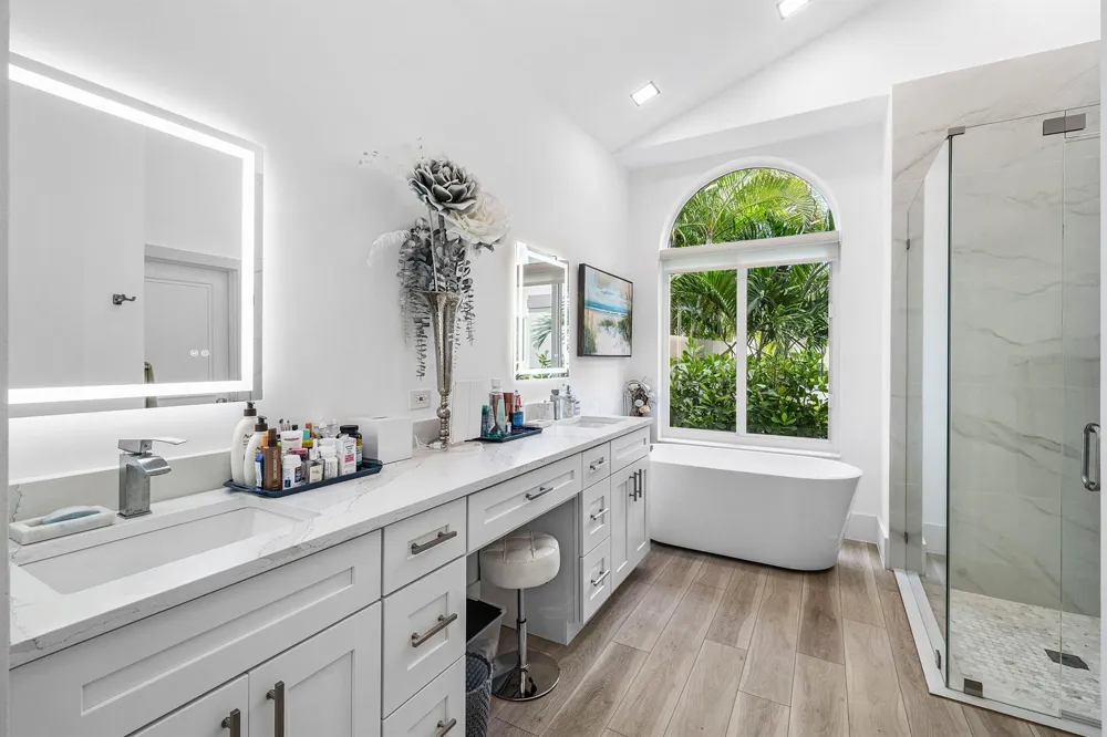 5455 NW 20th Avenue Boca Raton, FL 33496