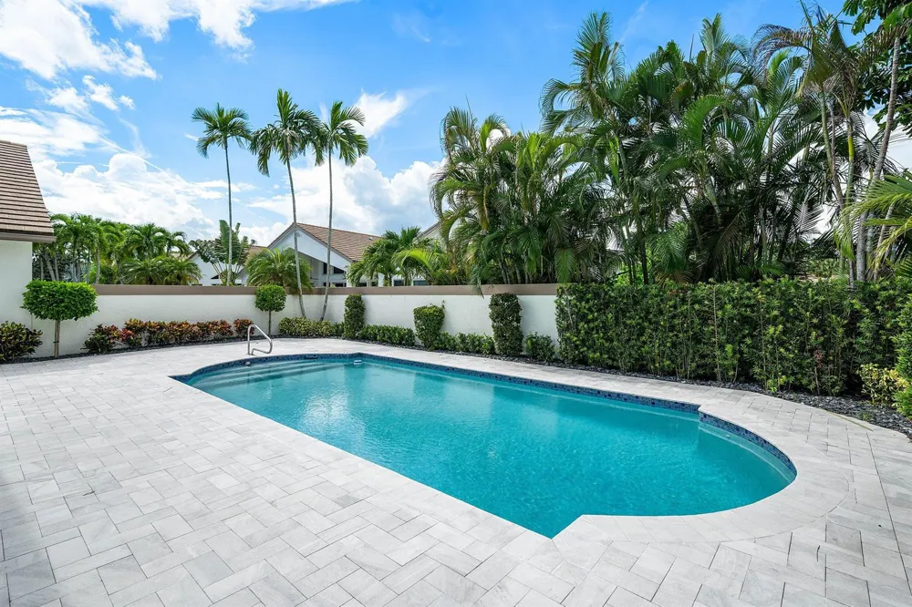 5455 NW 20th Avenue Boca Raton, FL 33496