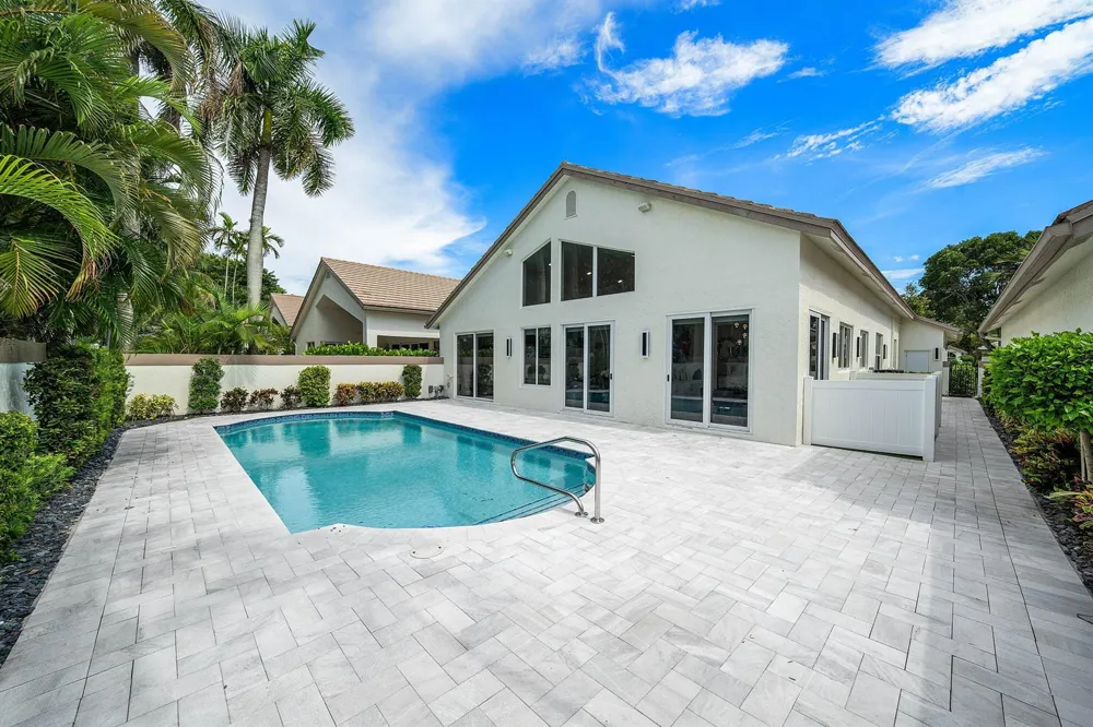 5455 NW 20th Avenue Boca Raton, FL 33496
