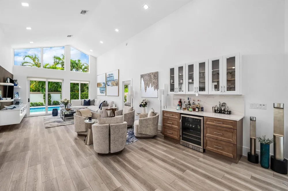 5455 NW 20th Avenue Boca Raton, FL 33496