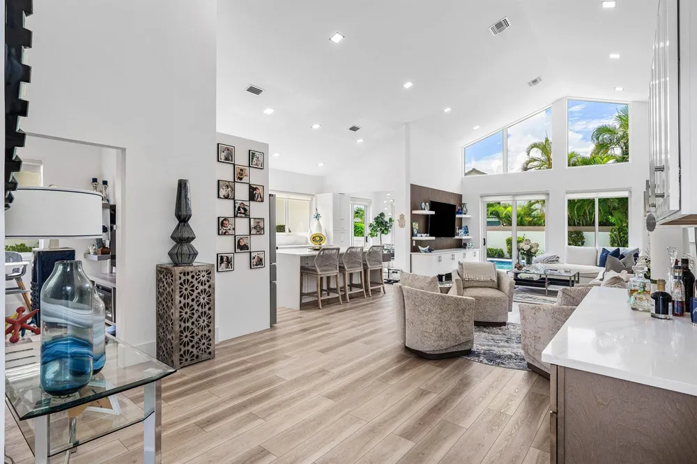 5455 NW 20th Avenue Boca Raton, FL 33496