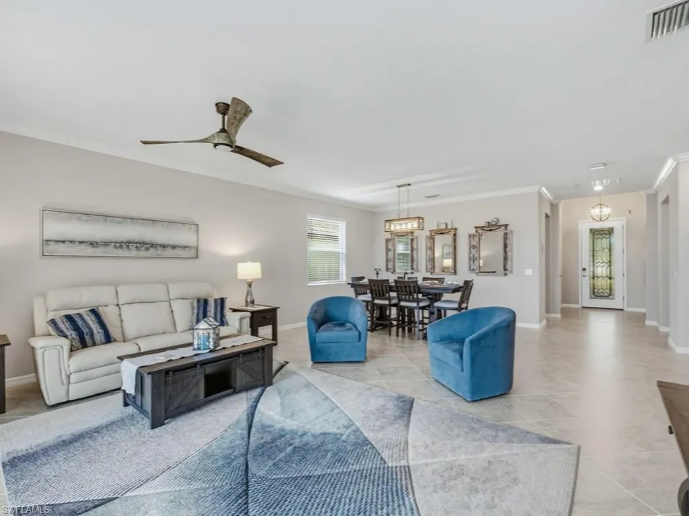 1482 Santiago Circle Naples, FL 34113