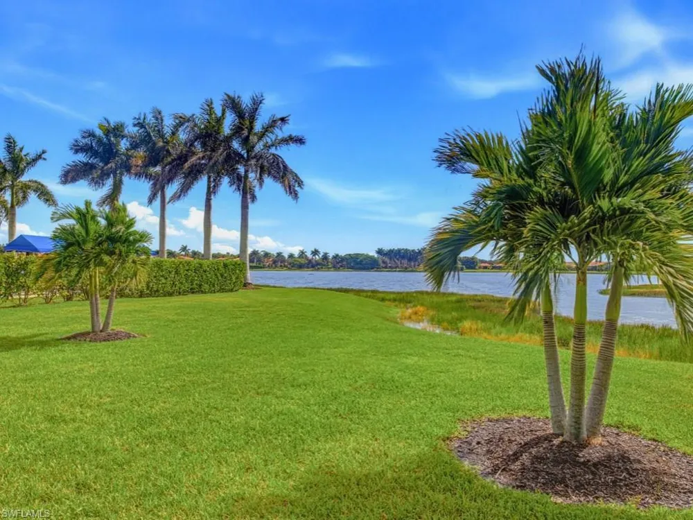 1482 Santiago Circle Naples, FL 34113