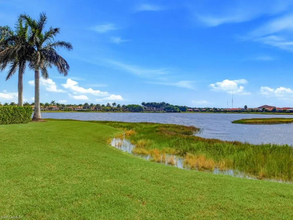 1482 Santiago Circle Naples, FL 34113