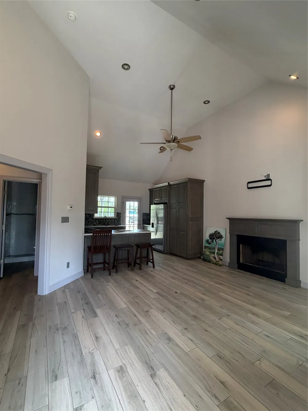 879 Lonesome Trail Driftwood, TX 78619