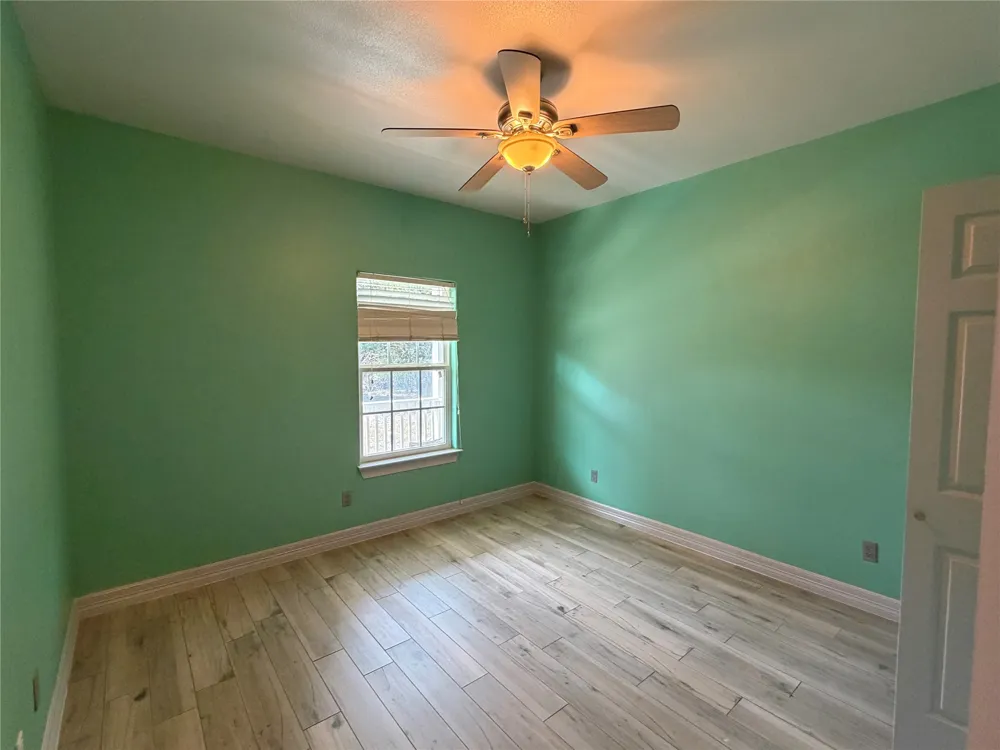 879 Lonesome Trail Driftwood, TX 78619