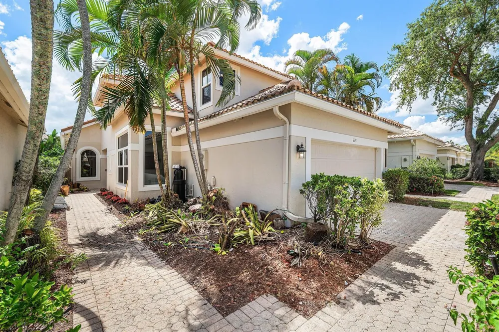 6674 NW 25th Avenue Boca Raton, FL 33496