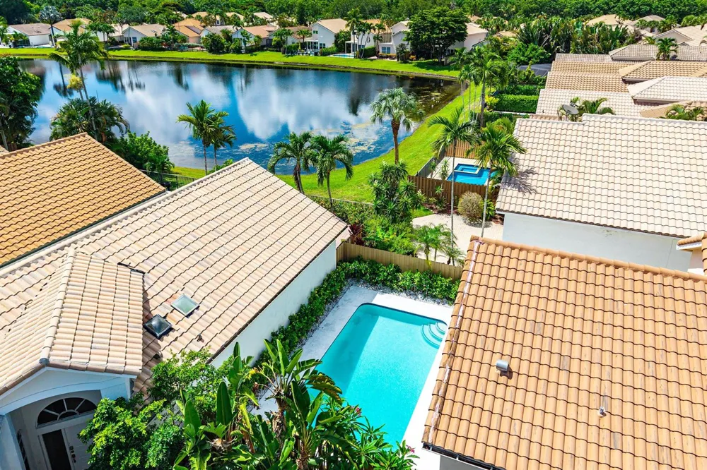 6674 NW 25th Avenue Boca Raton, FL 33496
