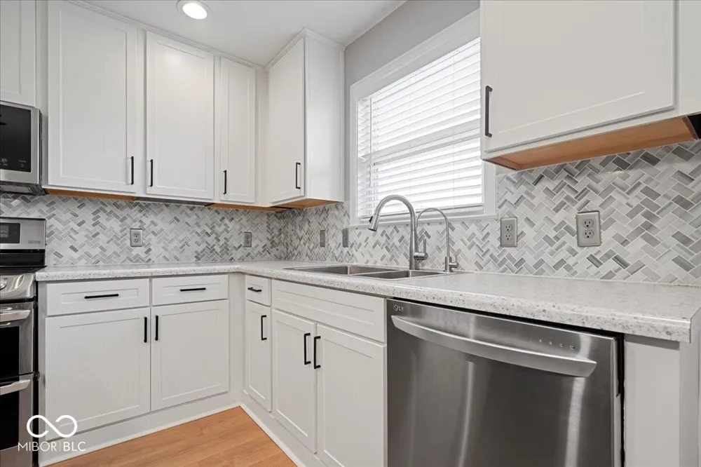6862 Eagle Crossing Boulevard Brownsburg, IN 46112