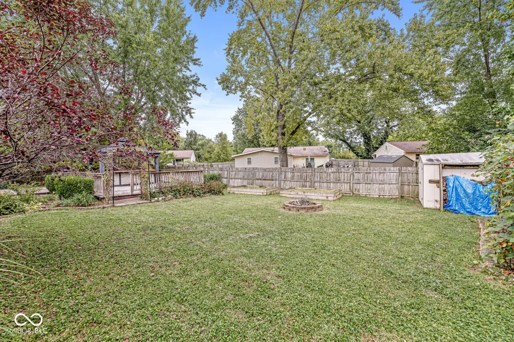 7611 Moultrie Court Indianapolis, IN 46217