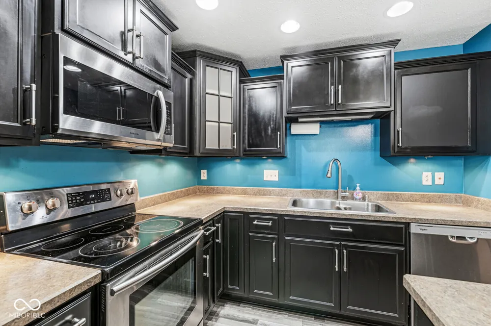 7611 Moultrie Court Indianapolis, IN 46217