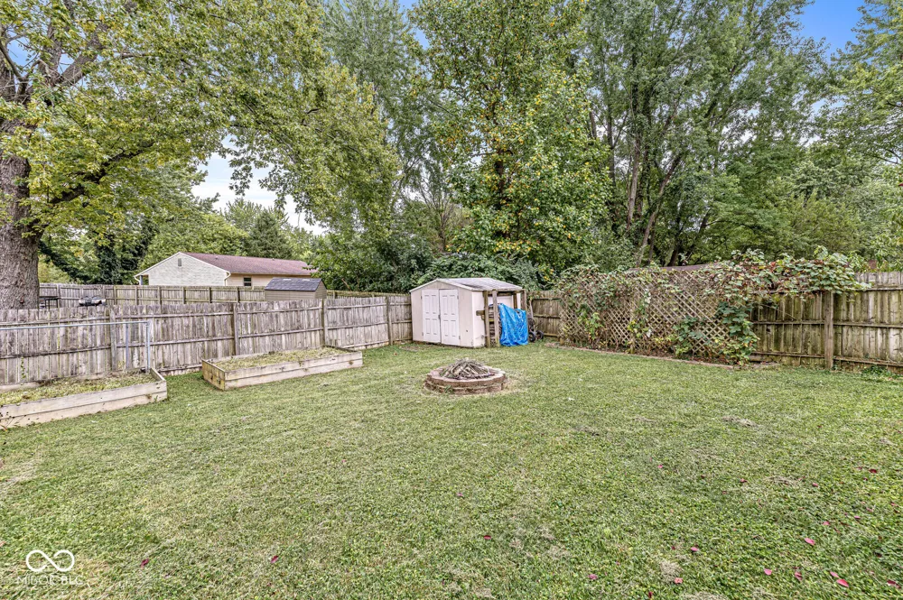 7611 Moultrie Court Indianapolis, IN 46217