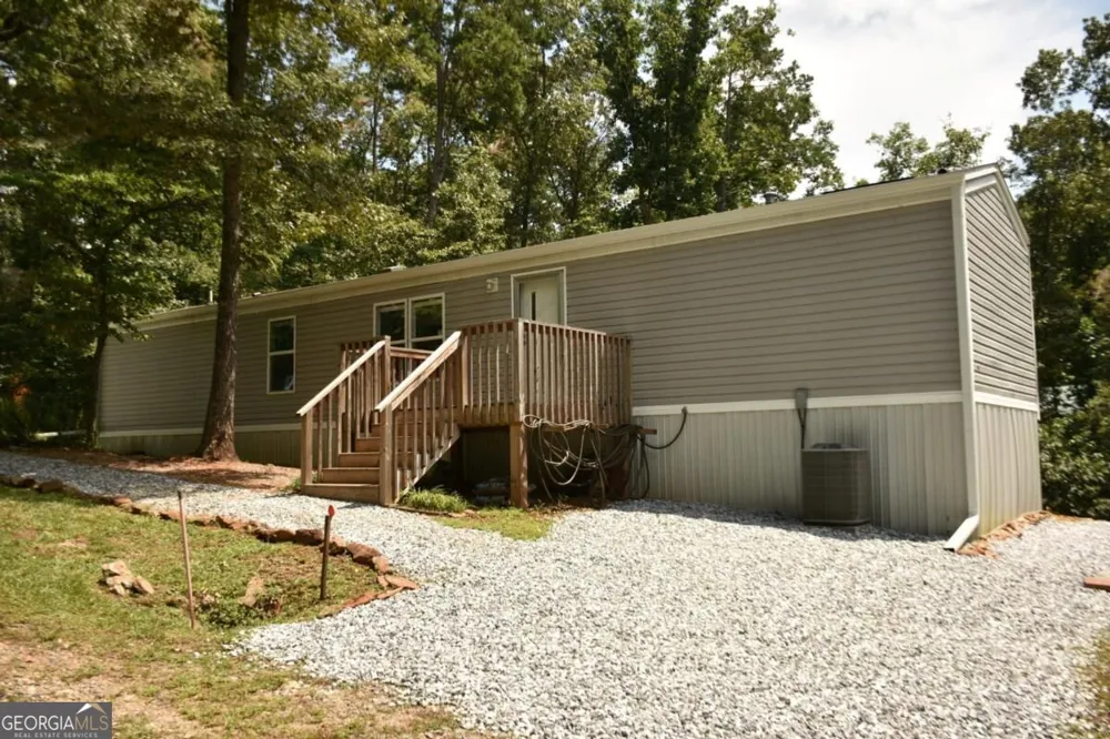 69 Gold Lake DR Cleveland, GA 30528