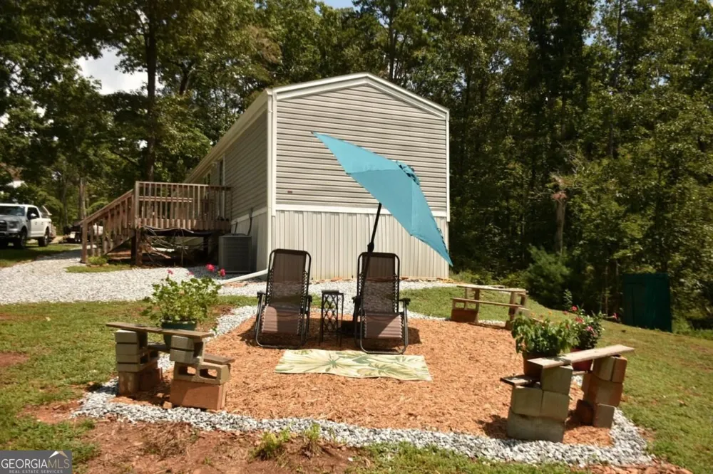 69 Gold Lake DR Cleveland, GA 30528