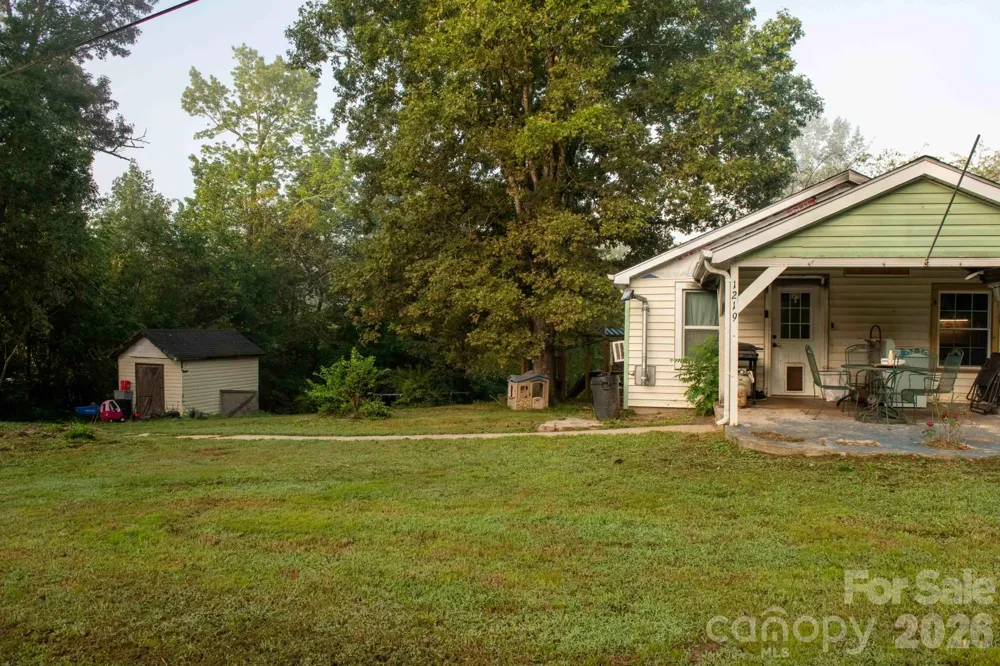 1219 Peak Place NW Lenoir, NC 28645