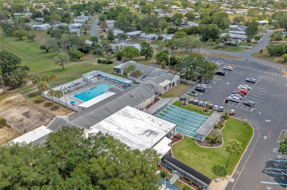7476 DEARBORN AVENUE Brooksville, FL 34613