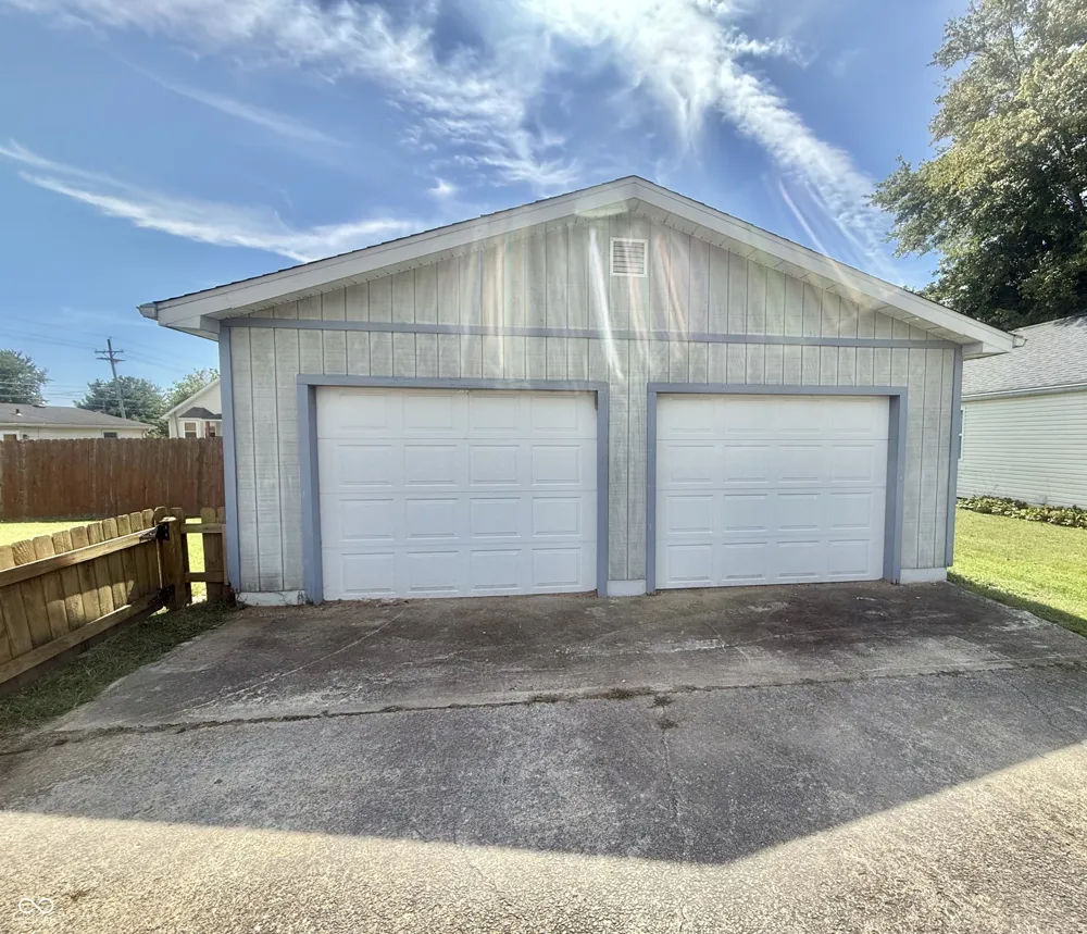1015 W Raymond Street Brownstown, IN 47220