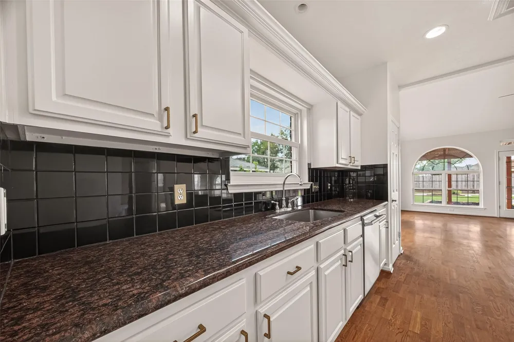 2406 Droxford Drive Houston, TX 77008