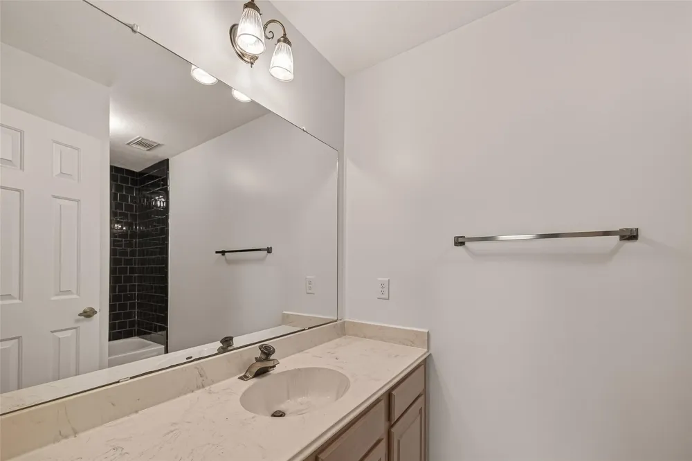 2406 Droxford Drive Houston, TX 77008