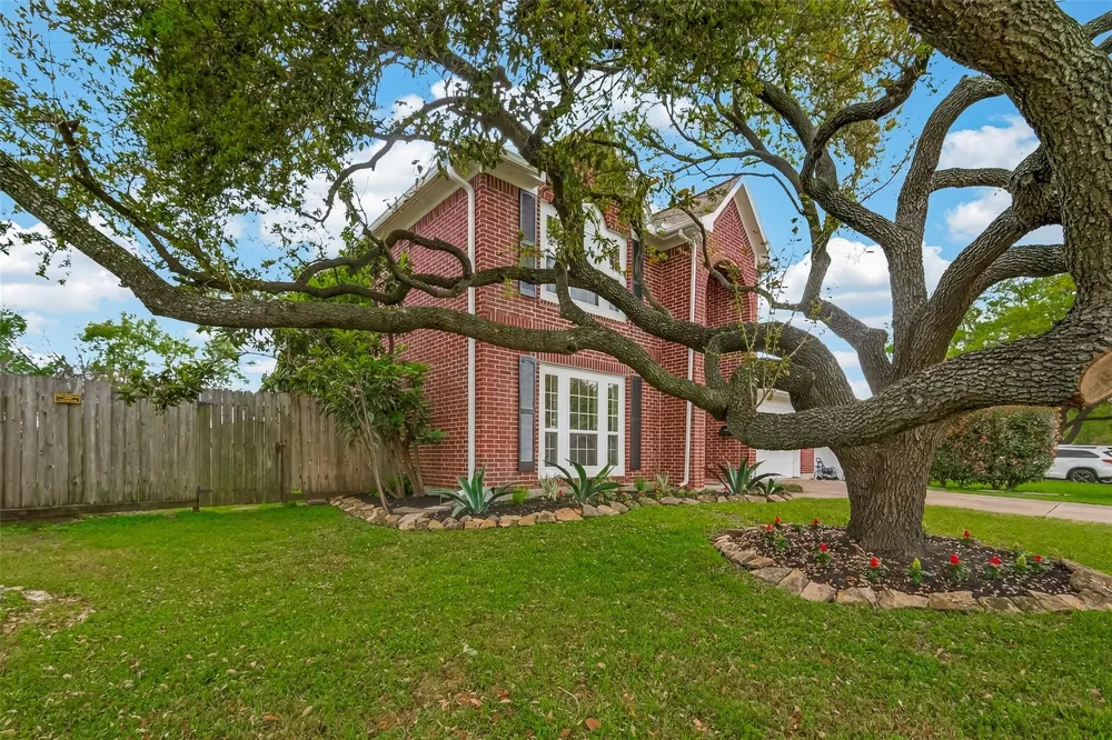 2406 Droxford Drive Houston, TX 77008