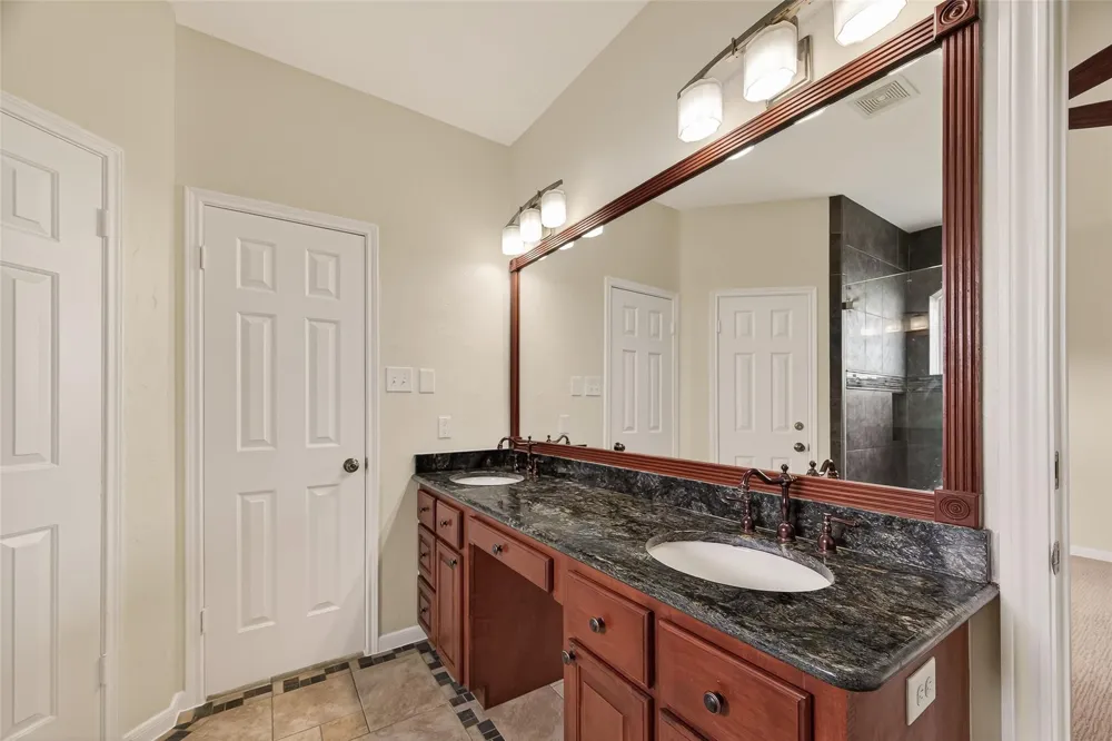 2406 Droxford Drive Houston, TX 77008