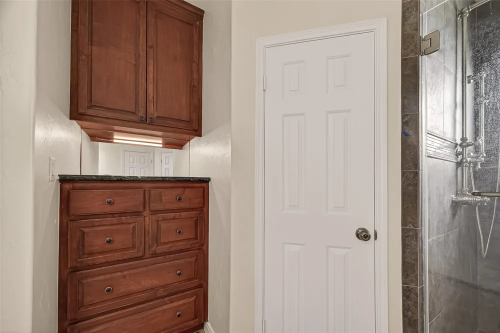 2406 Droxford Drive Houston, TX 77008