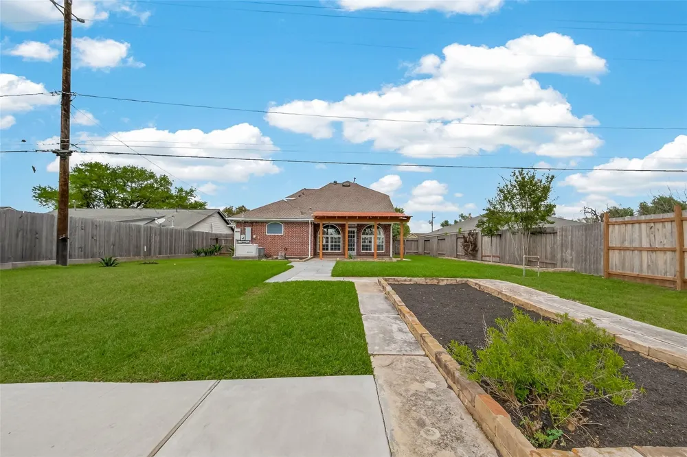 2406 Droxford Drive Houston, TX 77008