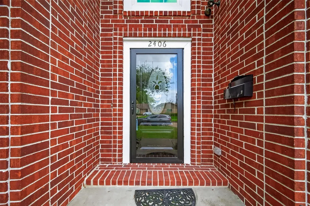 2406 Droxford Drive Houston, TX 77008