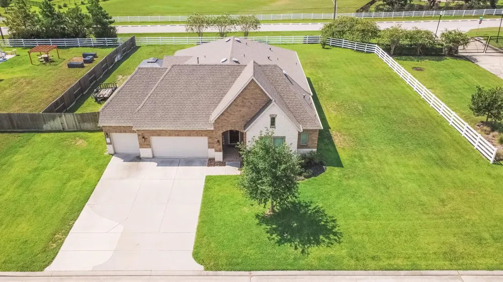 12239 Seagrape Lane Conroe, TX 77304