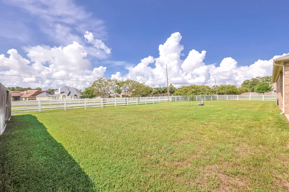12239 Seagrape Lane Conroe, TX 77304
