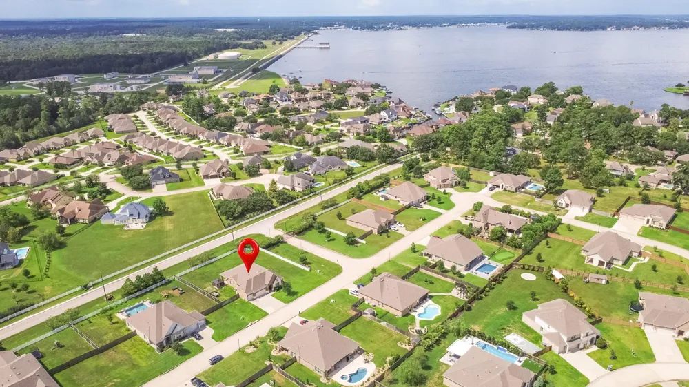12239 Seagrape Lane Conroe, TX 77304
