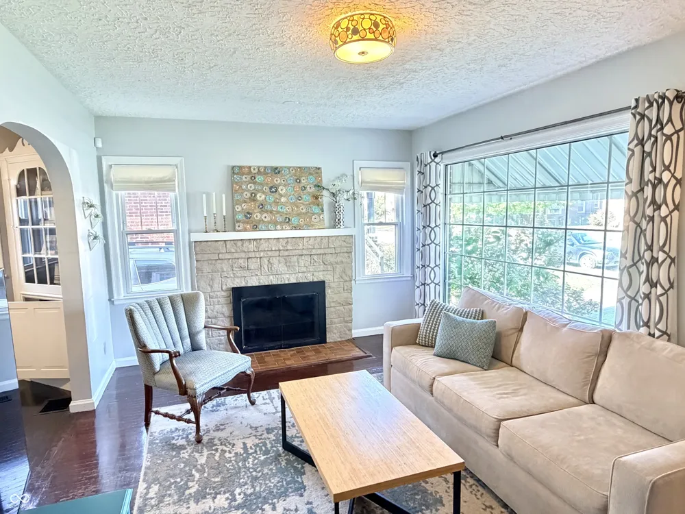 1210 Downey Avenue Indianapolis, IN 46219