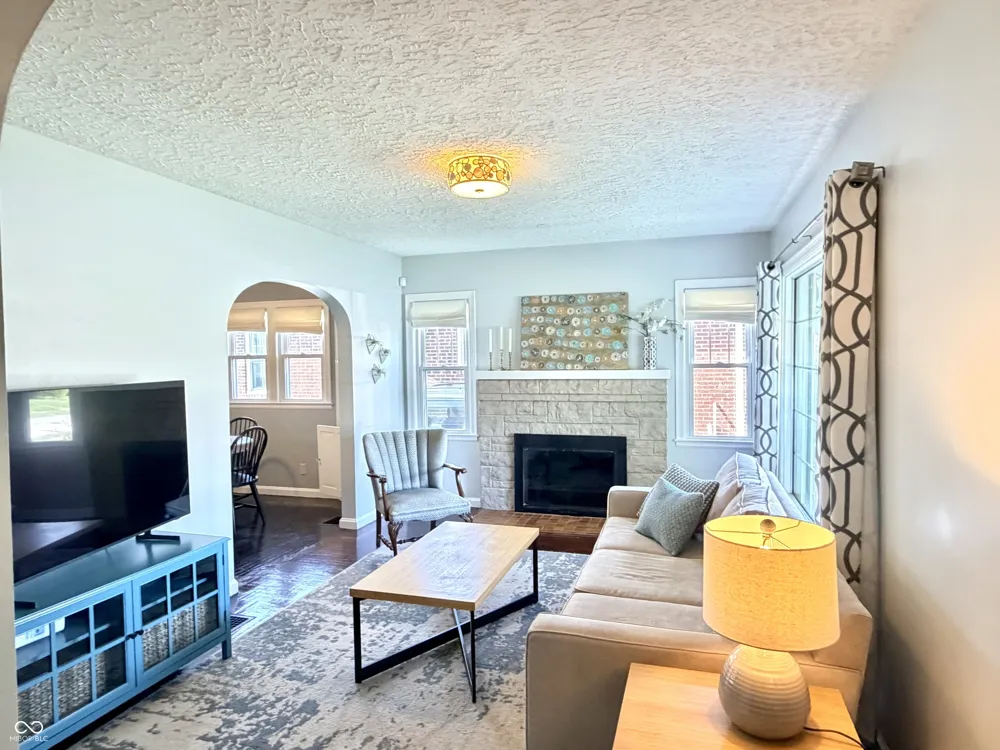 1210 Downey Avenue Indianapolis, IN 46219