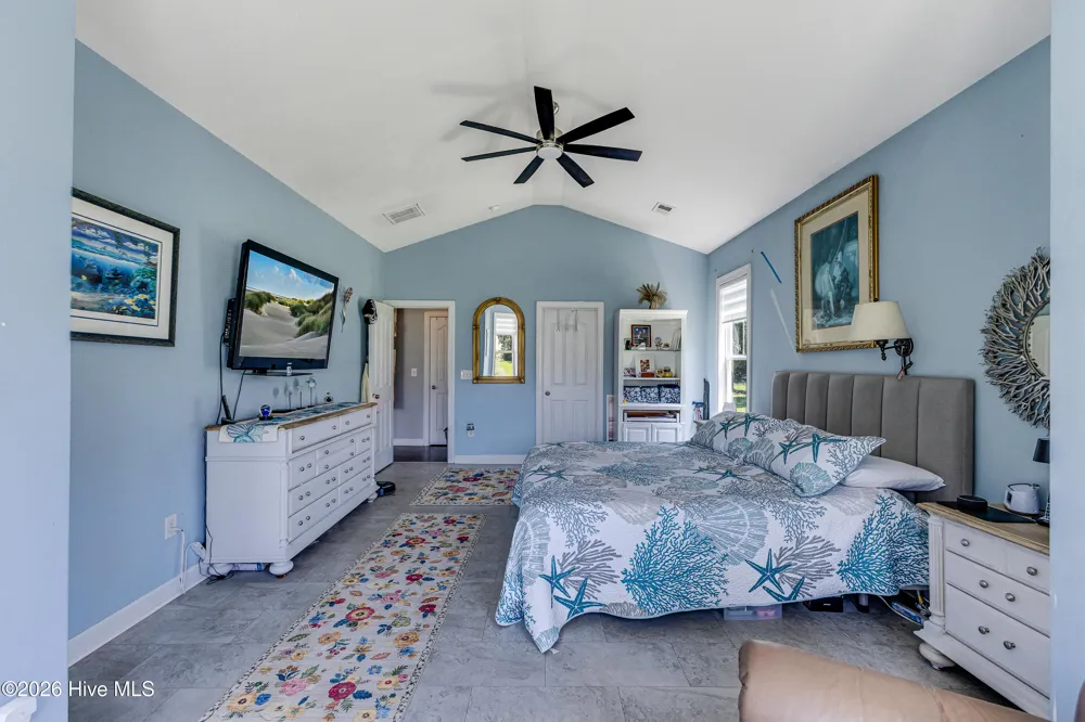 5019 Pierhead Court Southport, NC 28461