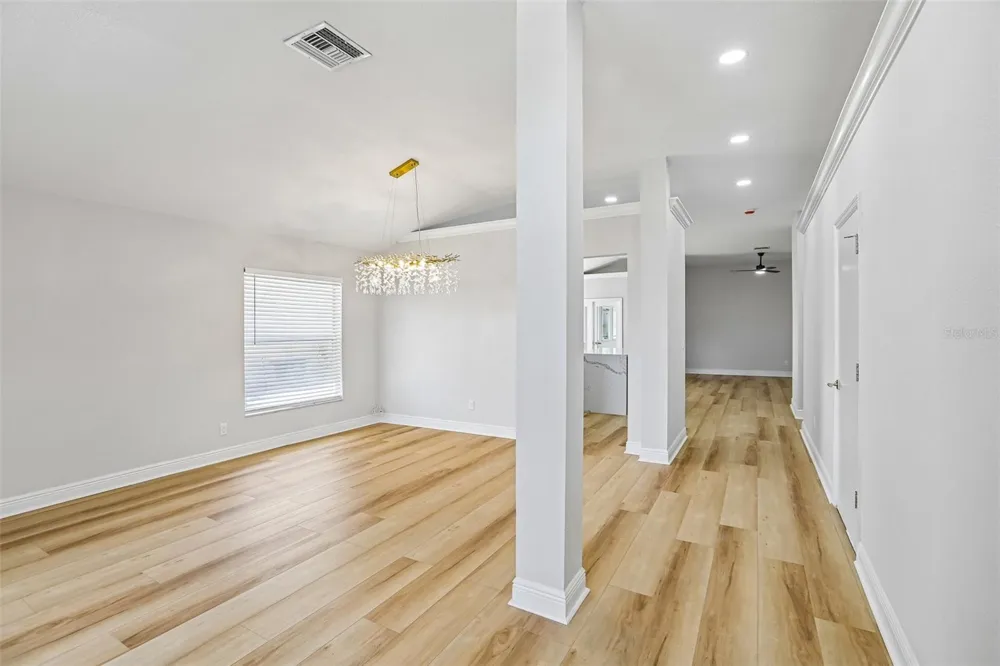 2455 HICKMAN CIRCLE Clearwater, FL 33761