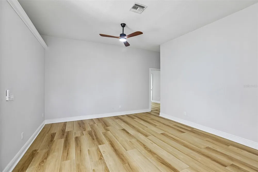2455 HICKMAN CIRCLE Clearwater, FL 33761