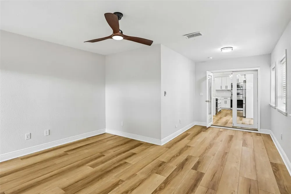 2455 HICKMAN CIRCLE Clearwater, FL 33761