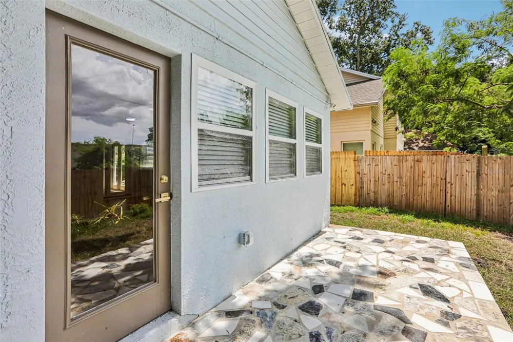 2455 HICKMAN CIRCLE Clearwater, FL 33761