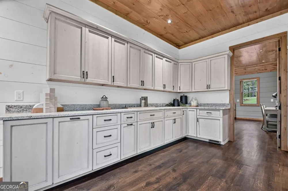 66 Rome PT Blue Ridge, GA 30513