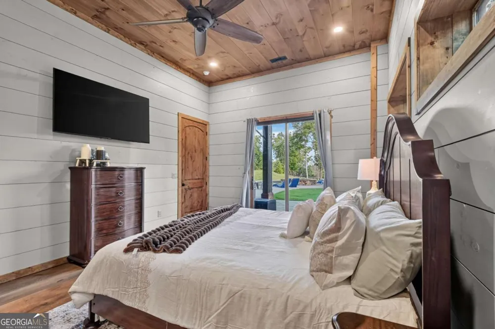 66 Rome PT Blue Ridge, GA 30513