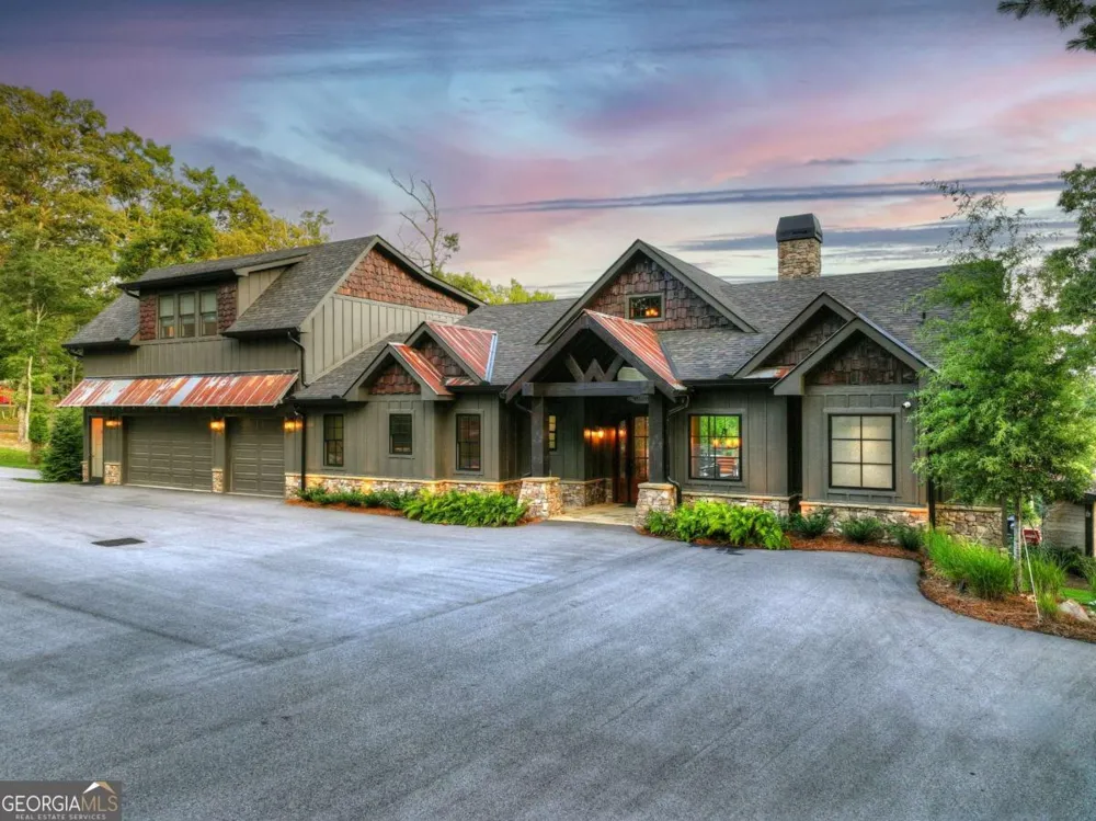 66 Rome PT Blue Ridge, GA 30513