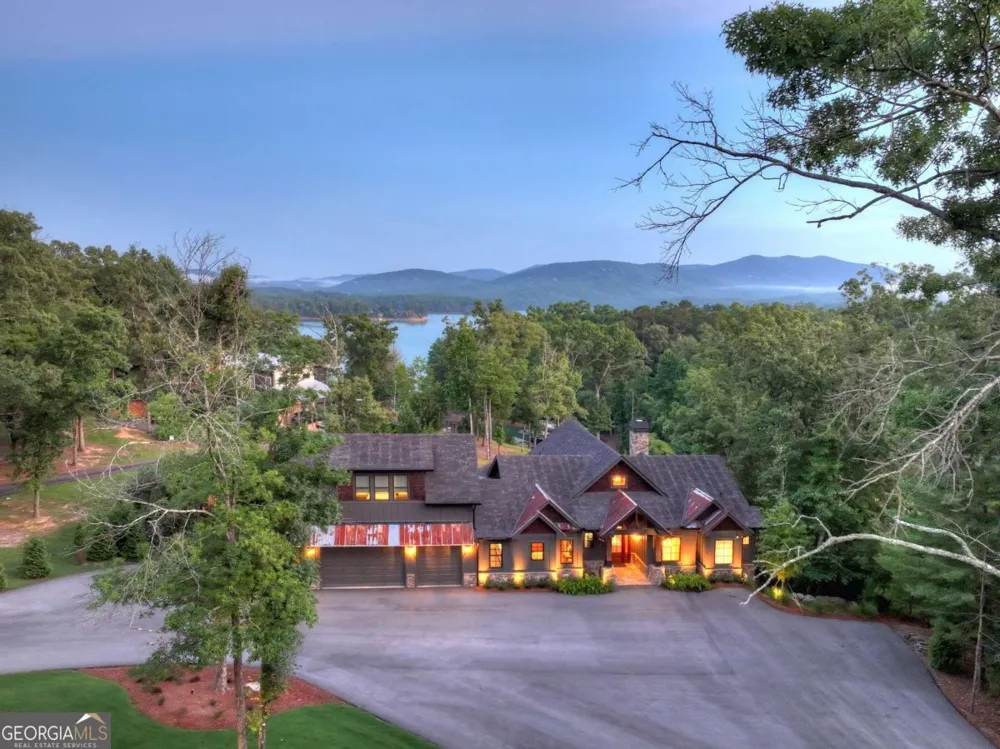 66 Rome PT Blue Ridge, GA 30513