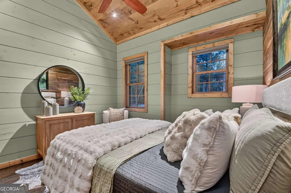 66 Rome PT Blue Ridge, GA 30513