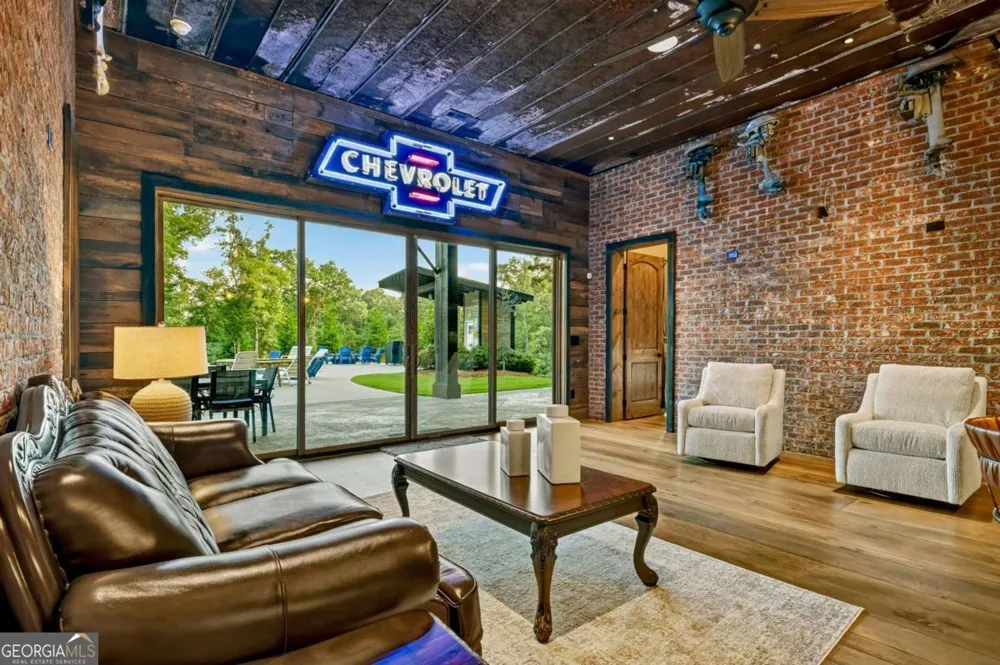 66 Rome PT Blue Ridge, GA 30513