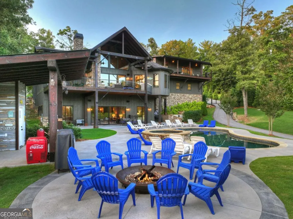 66 Rome PT Blue Ridge, GA 30513