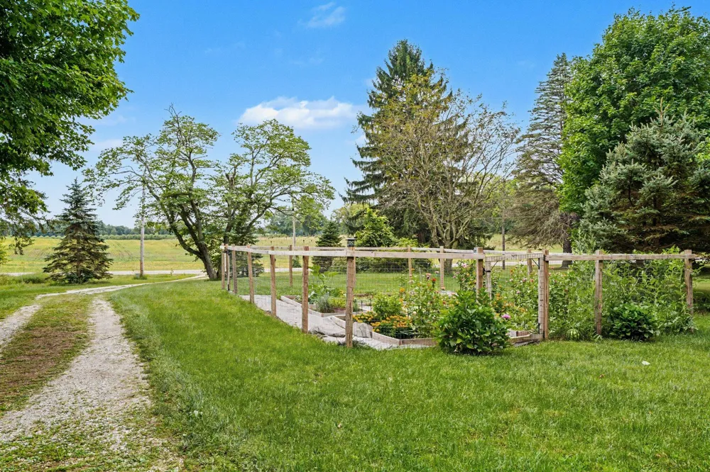 6367 Pokagon Road Berrien Township, MI 49102