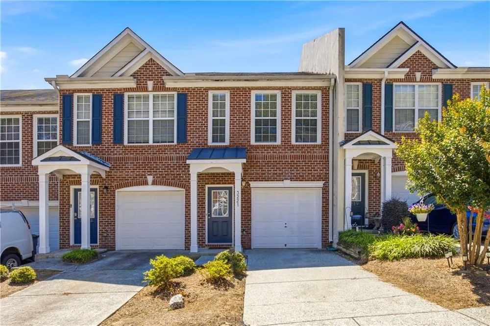 3221 Mill Springs Circle Buford, GA 30519