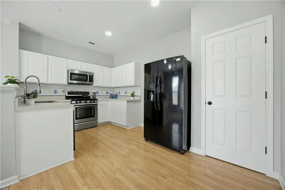 3221 Mill Springs Circle Buford, GA 30519