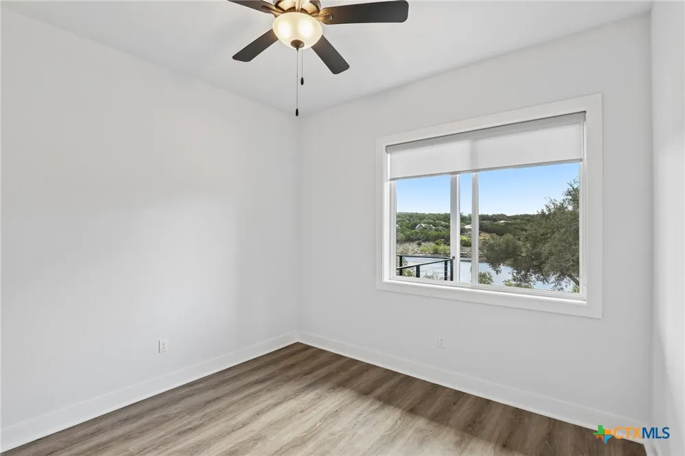 2042 Colleen Drive Canyon Lake, TX 78133
